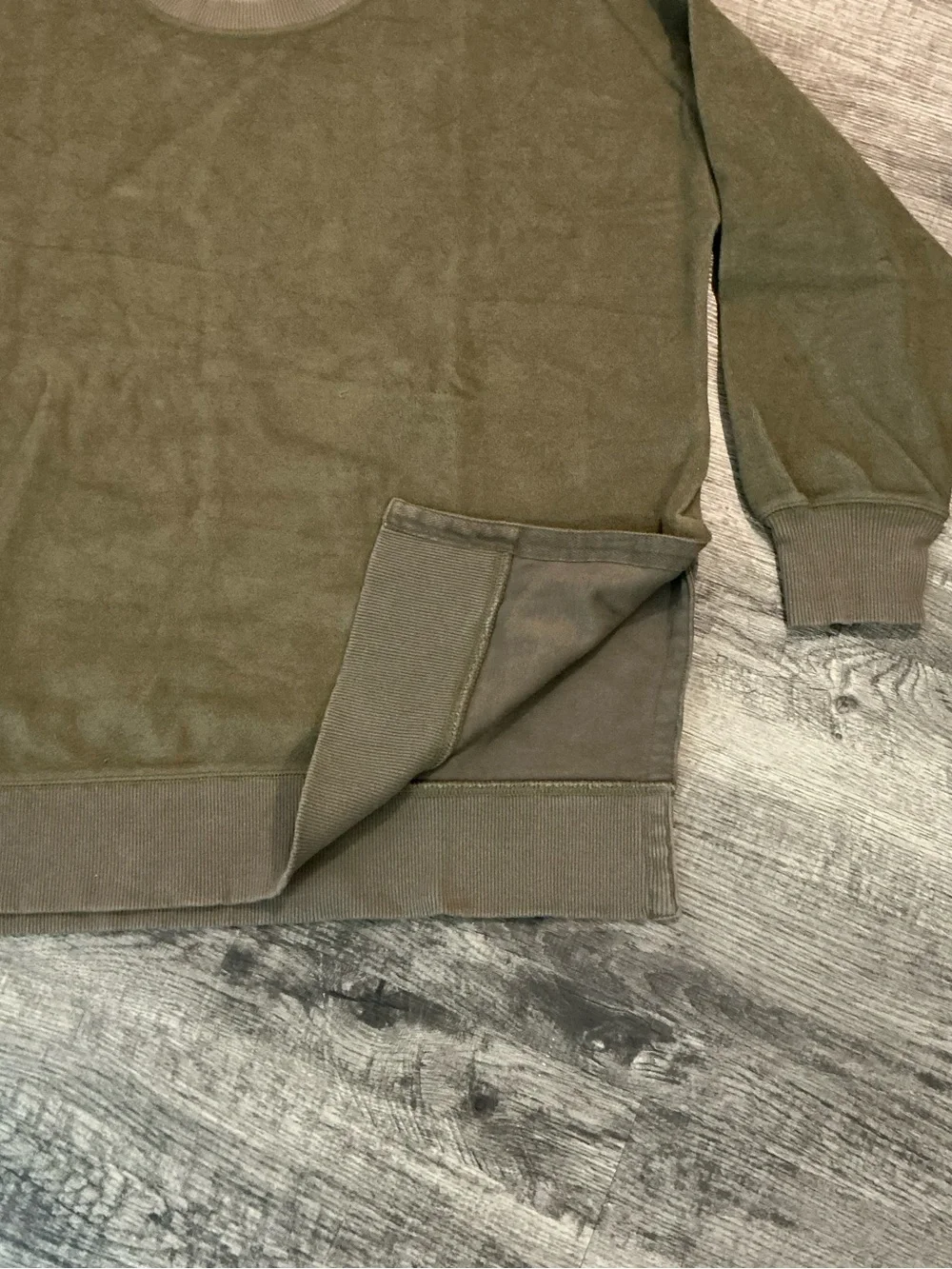 aerie Women’s Olive Oversized Cozy Distressed Crewneck Lightweight Sweatshirt